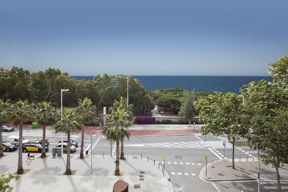 Mistral City Pool Apartments Barcelona Exterior photo